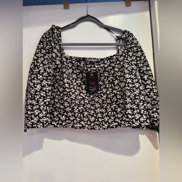 Levi’s - Picture 1 of 1